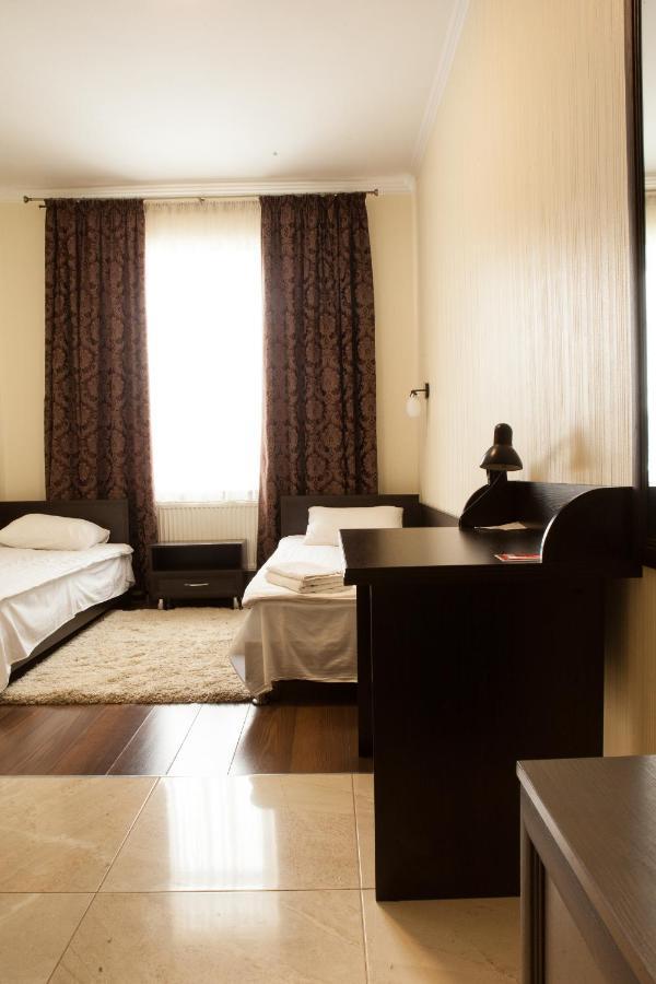 Solar Hotel Kropyvnytskyi Ngoại thất bức ảnh