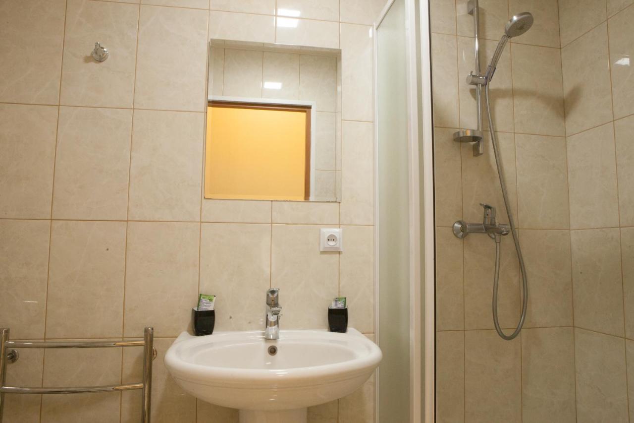 Solar Hotel Kropyvnytskyi Ngoại thất bức ảnh