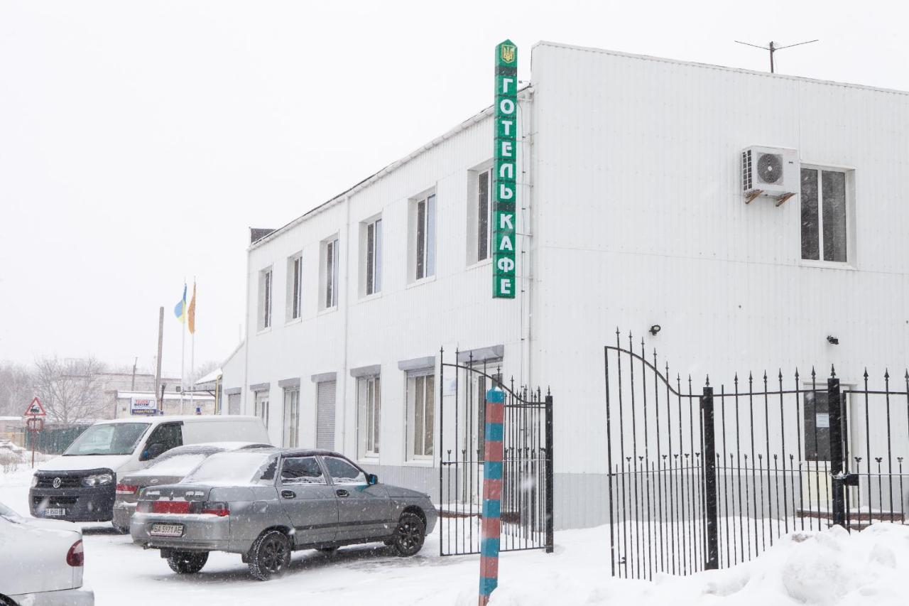 Solar Hotel Kropyvnytskyi Ngoại thất bức ảnh