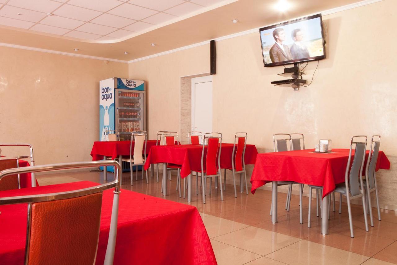 Solar Hotel Kropyvnytskyi Ngoại thất bức ảnh