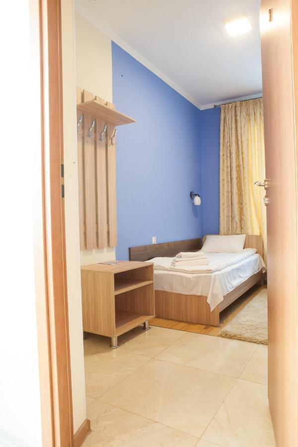 Solar Hotel Kropyvnytskyi Ngoại thất bức ảnh