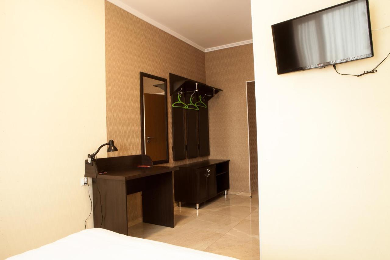 Solar Hotel Kropyvnytskyi Ngoại thất bức ảnh